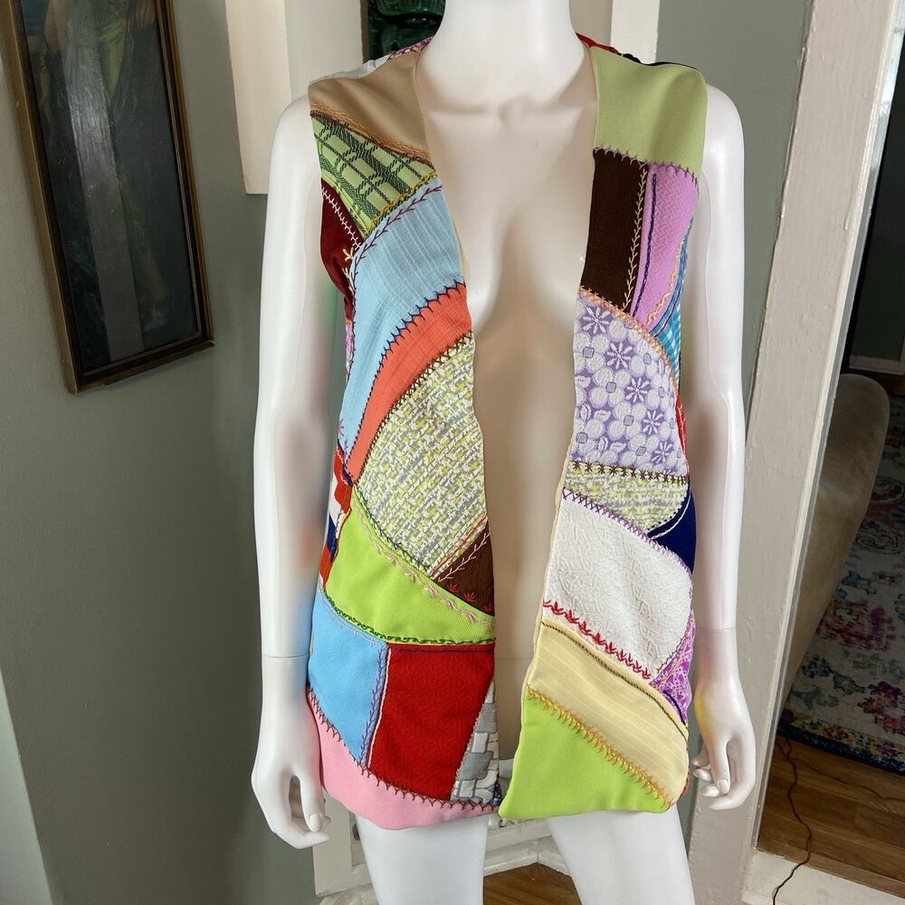 Vintage 60s 70s Polyester Patchwork Crazy Quilt Vest XS/S Handmade Embroidered - Picture 2 of 13
